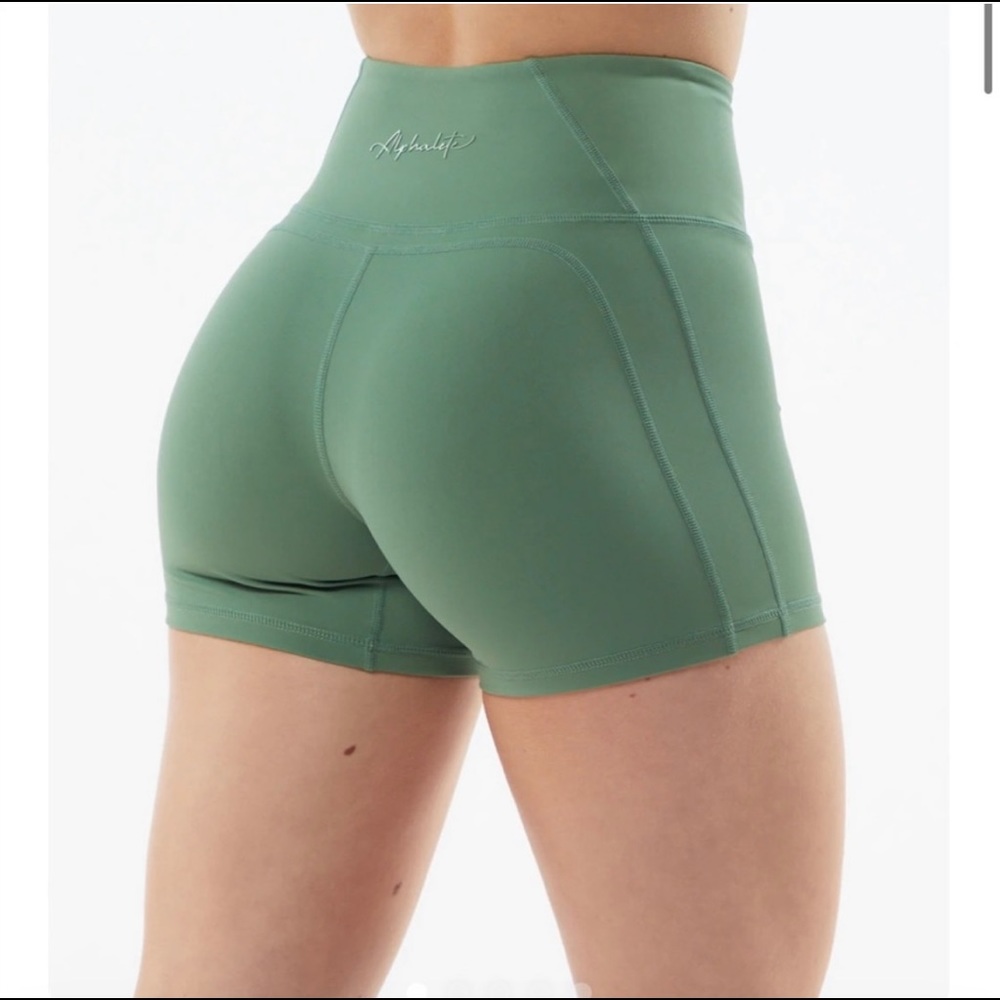 Alphalete Alphalux shorts